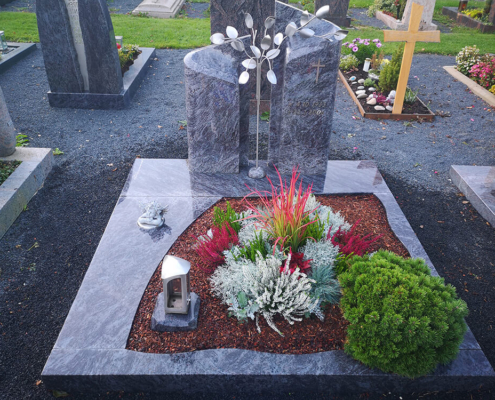 Winterbepflanzung eines Grabes - Grabpflege Lukas Kümmel
